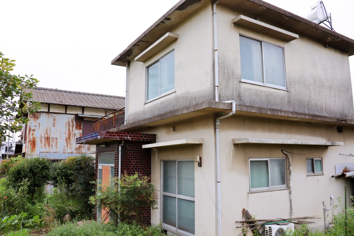 古びた家(撮影許可取得済)